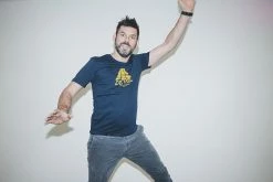 The Vandal - De Hel Paris-Roubaix T-shirt -Vélo Elegant Magasin 3081899080