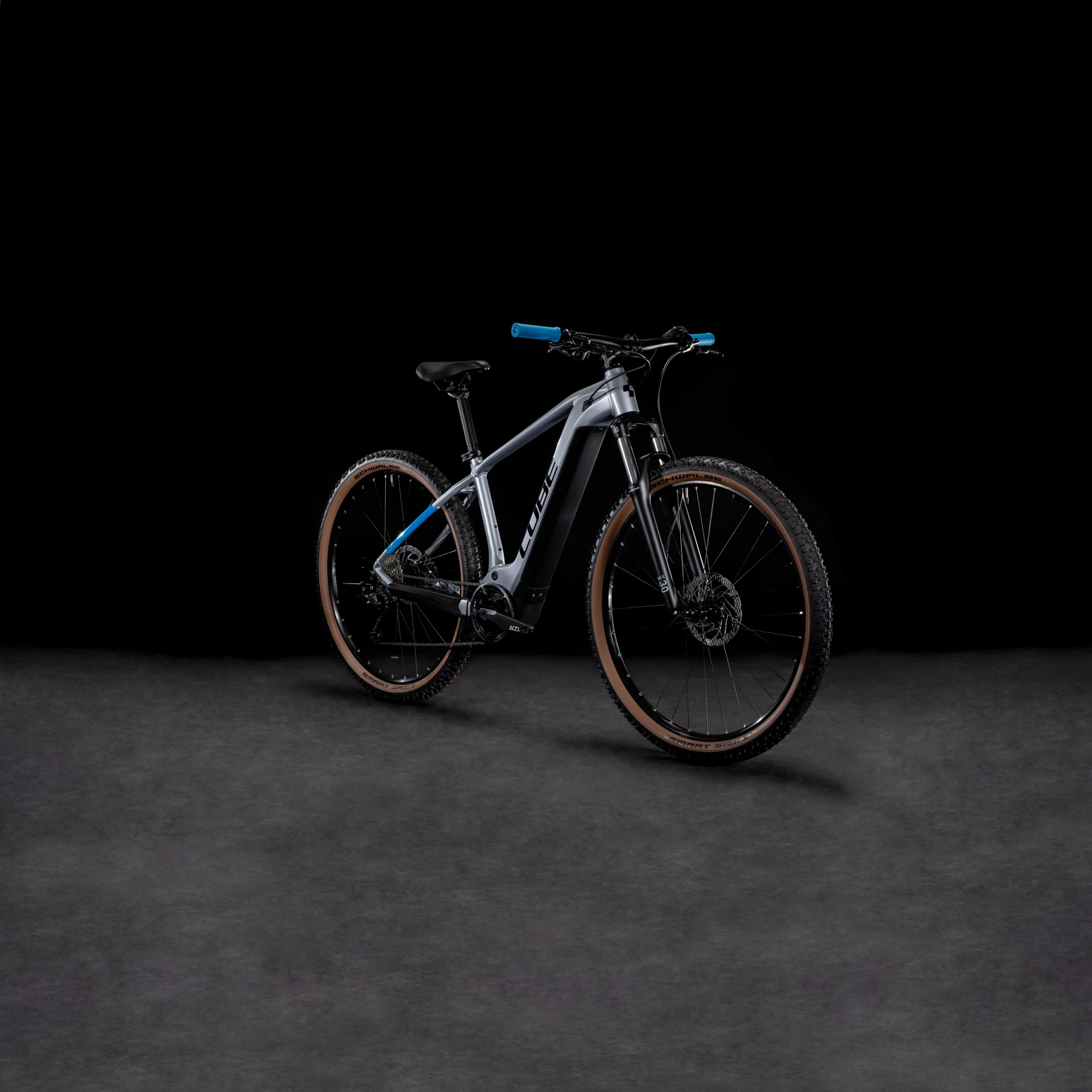 Cube Reaction Hybrid Performance 500 Polarsilver'n'blue 4 Cube Reaction Hybrid Performance 500 Polarsilver'n'blue – Image 2